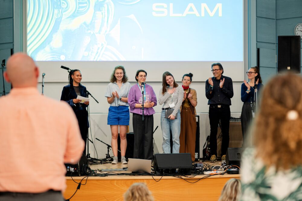 Die Gewinnerinnen des philosophischen Poetry Slams auf der PhiloSomnia 