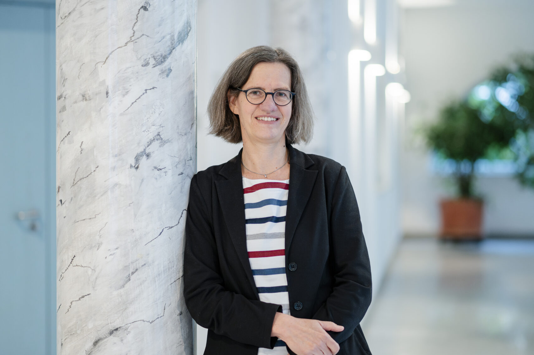 Julia Inthorn ist die neue Frauenbeauftragte der HFPH München